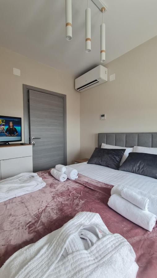 Mias Luxury Apartment Fiume Esterno foto