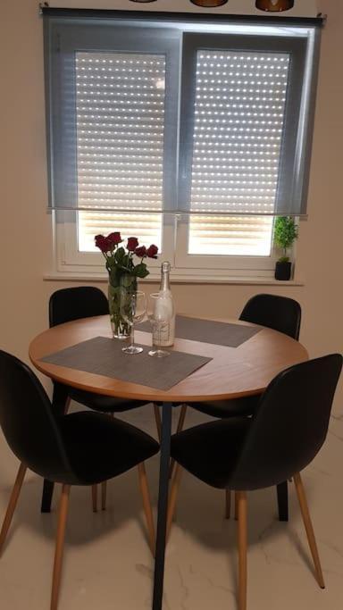 Mias Luxury Apartment Fiume Esterno foto