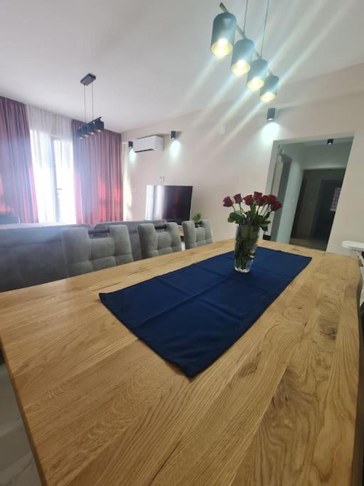 Mias Luxury Apartment Fiume Esterno foto
