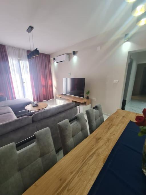 Mias Luxury Apartment Fiume Esterno foto