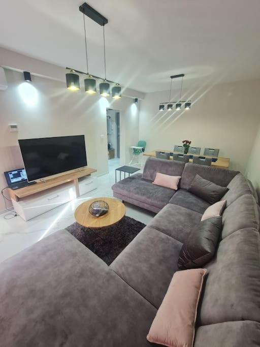 Mias Luxury Apartment Fiume Esterno foto