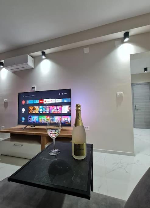 Mias Luxury Apartment Fiume Esterno foto