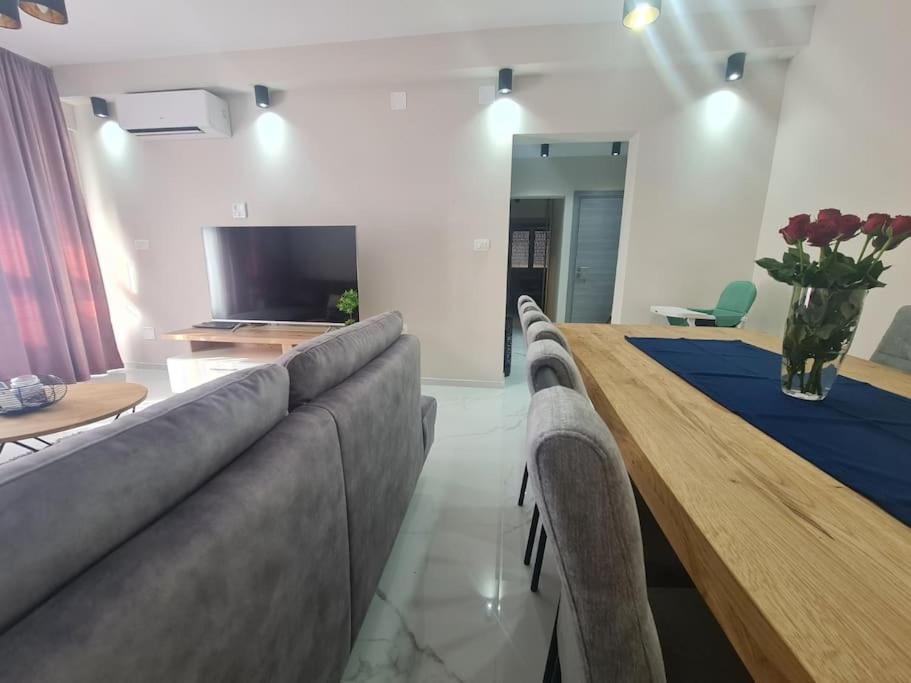 Mias Luxury Apartment Fiume Esterno foto