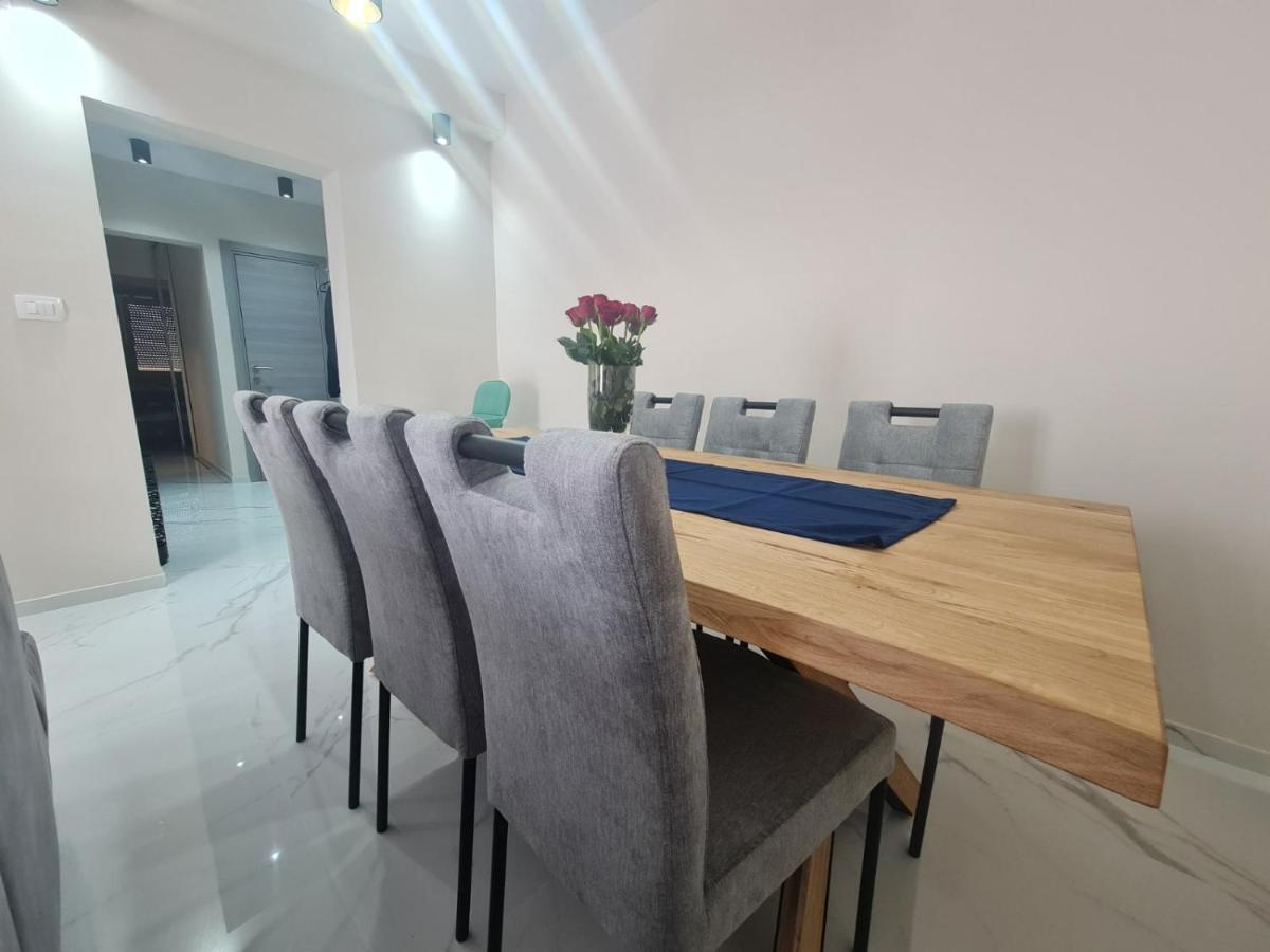 Mias Luxury Apartment Fiume Esterno foto
