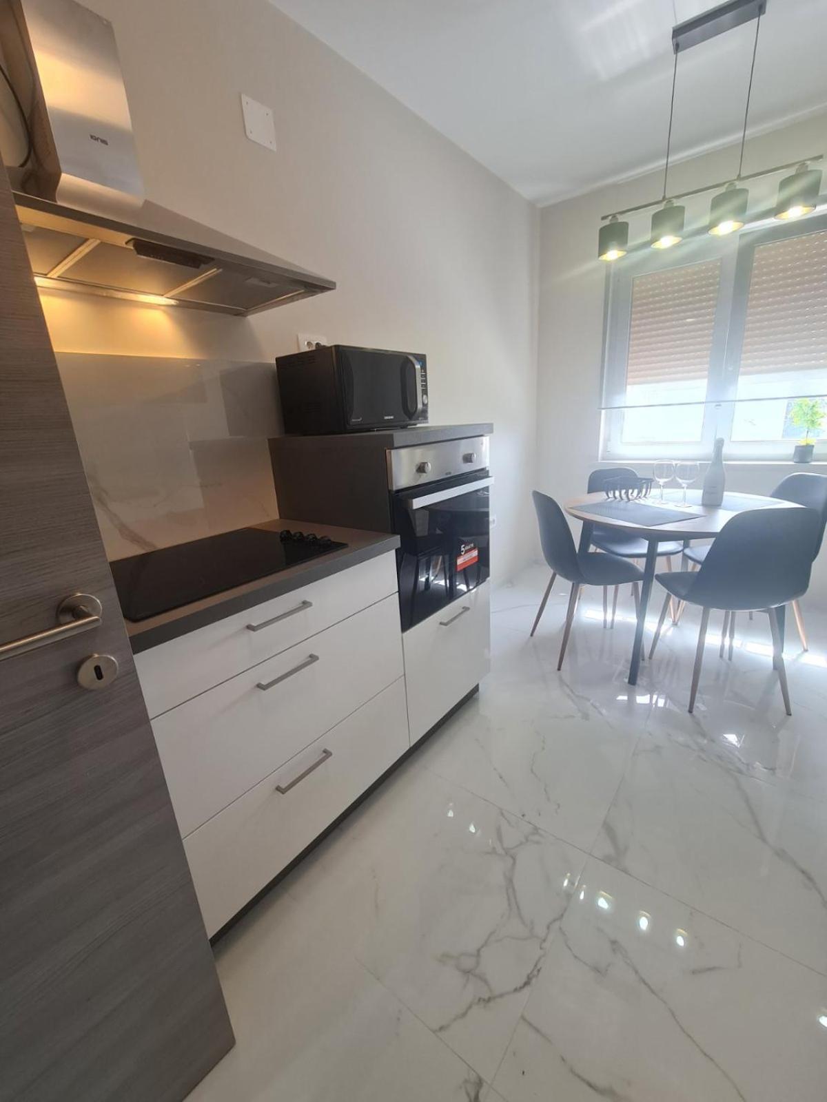 Mias Luxury Apartment Fiume Esterno foto